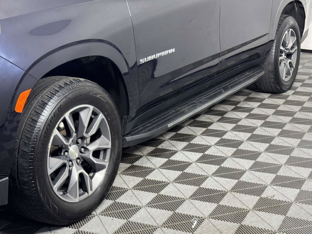 2022 Chevrolet Suburban LT