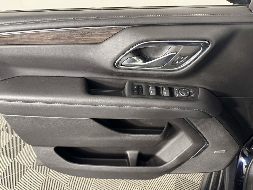 2022 Chevrolet Suburban LT