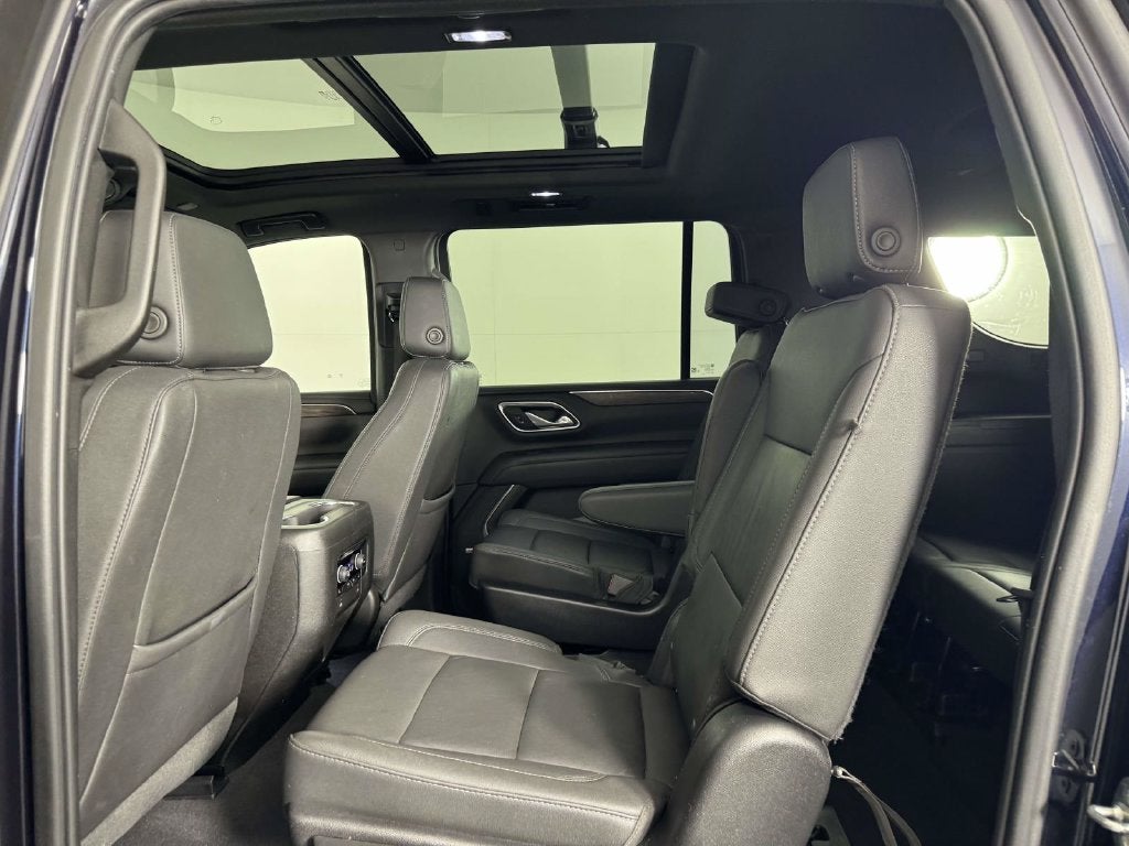2022 Chevrolet Suburban LT