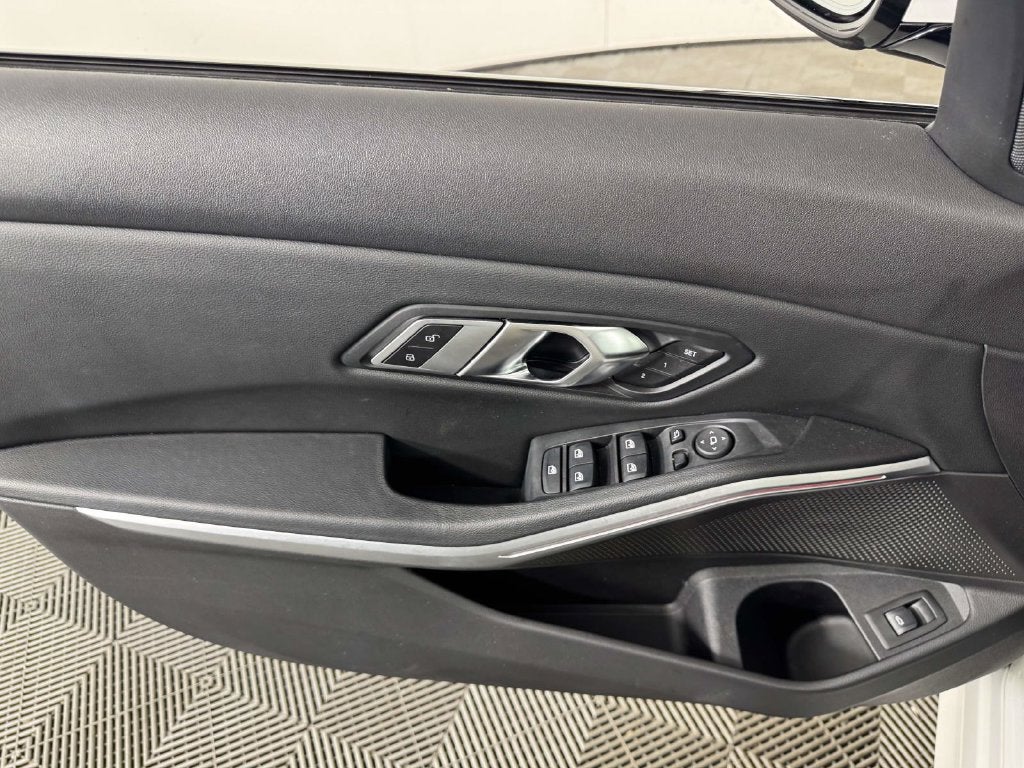 2023 BMW 3 Series 330i xDrive