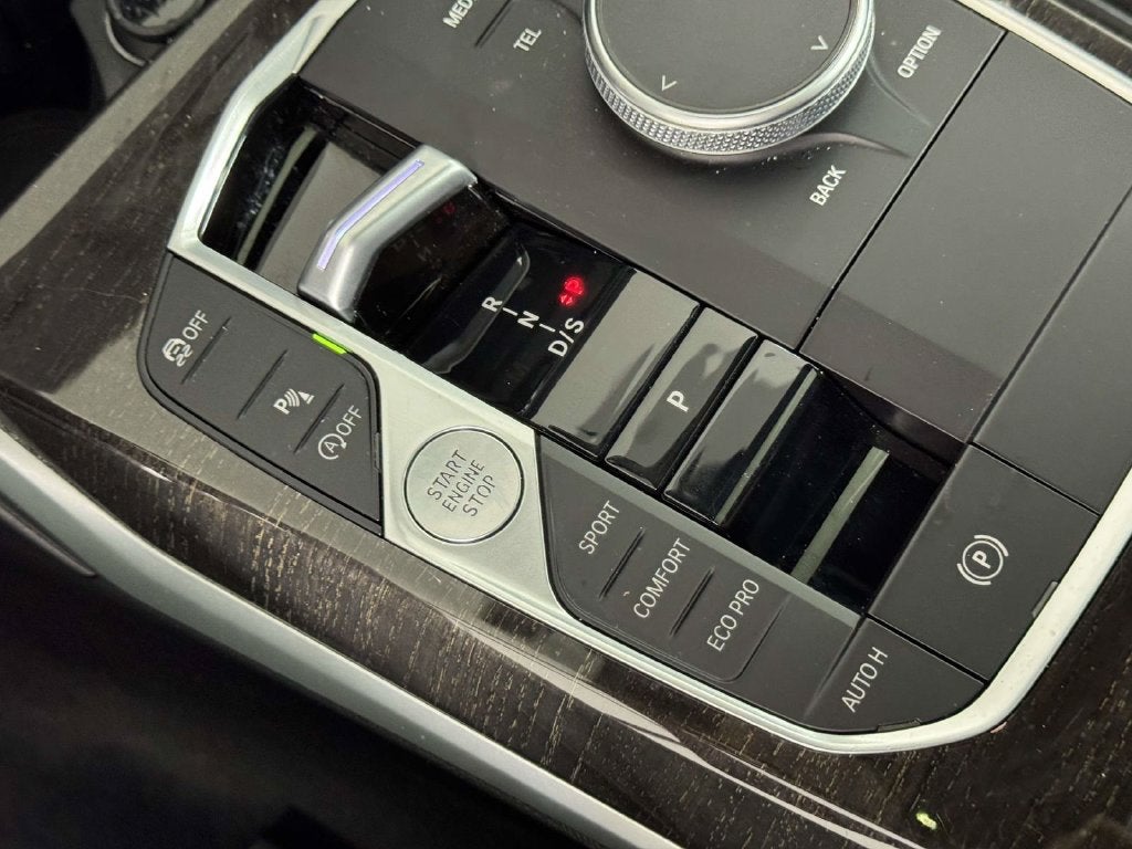 2023 BMW 3 Series 330i xDrive
