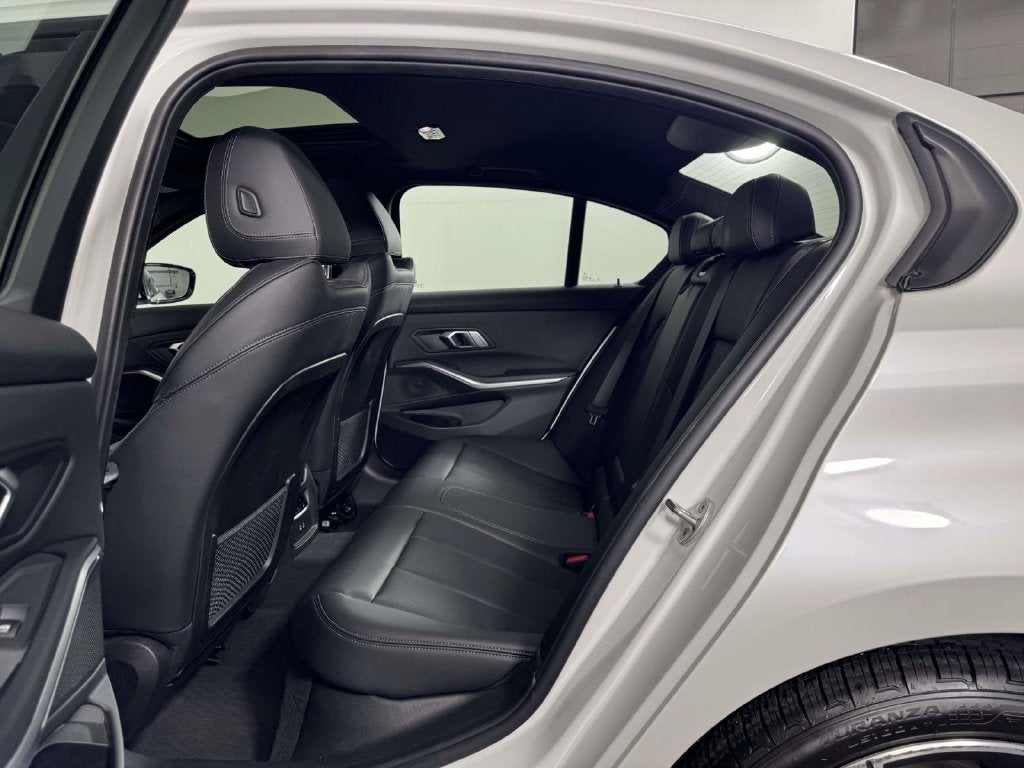 2023 BMW 3 Series 330i xDrive