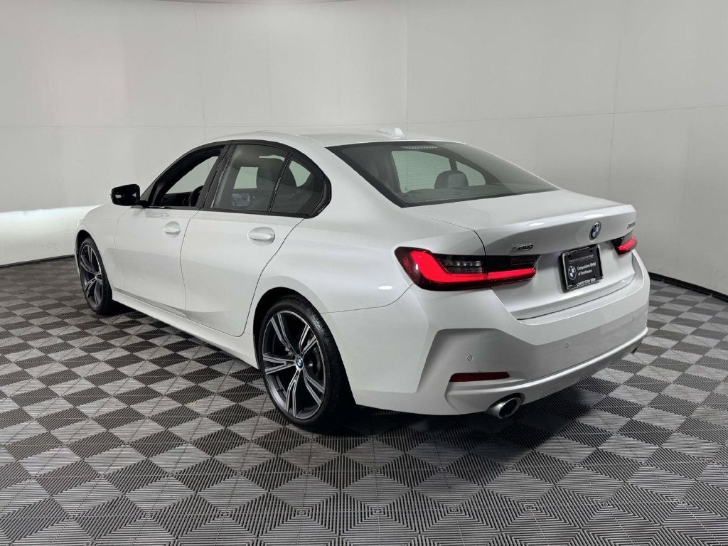 2023 BMW 3 Series 330i xDrive