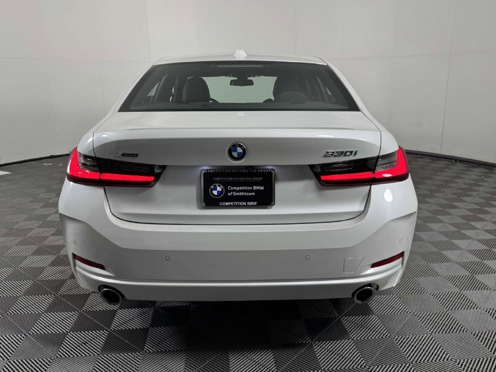 2023 BMW 3 Series 330i xDrive