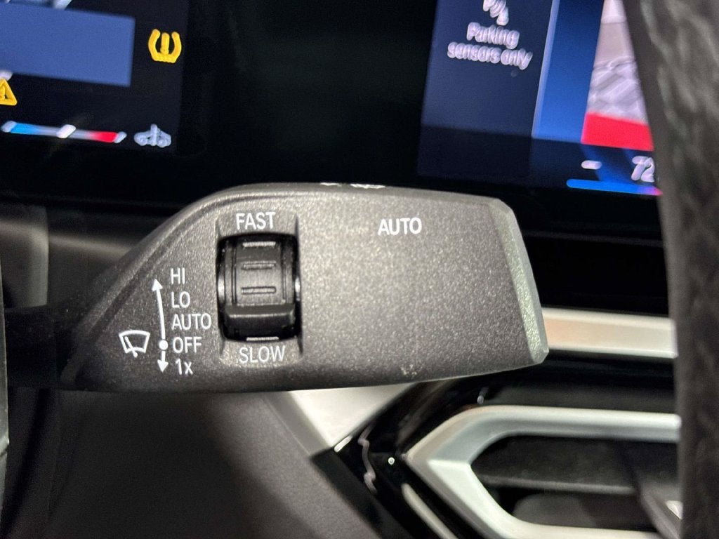 2024 BMW 3 Series 330i xDrive