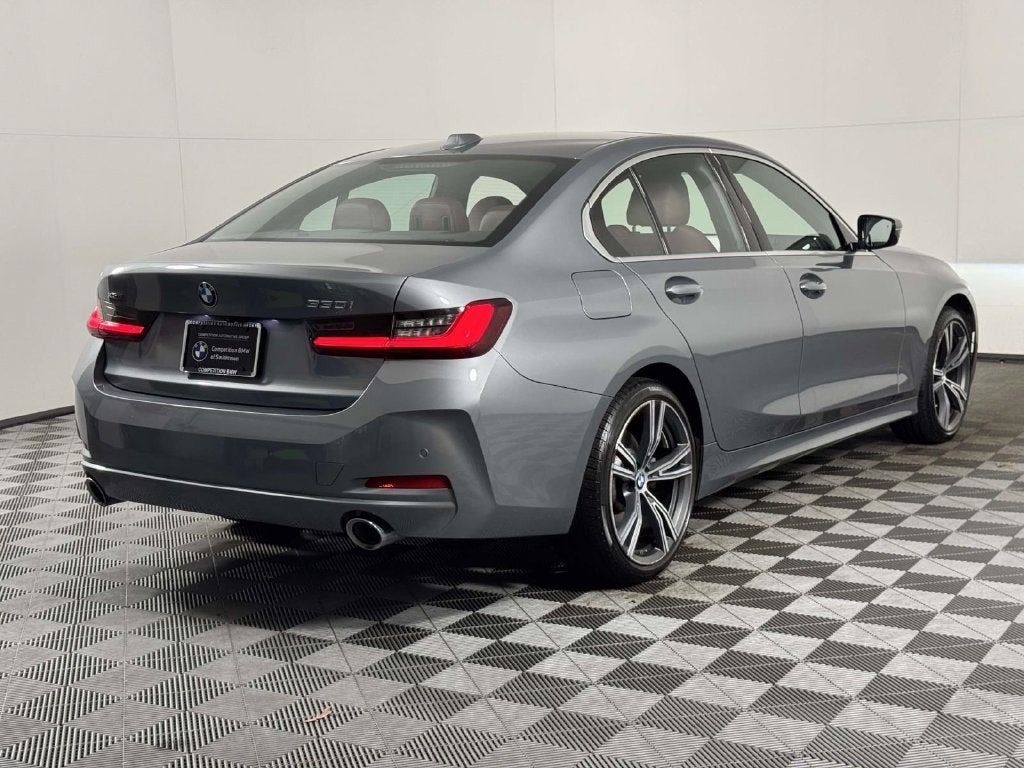 2024 BMW 3 Series 330i xDrive