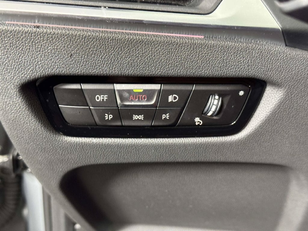 2024 BMW 3 Series 330i xDrive