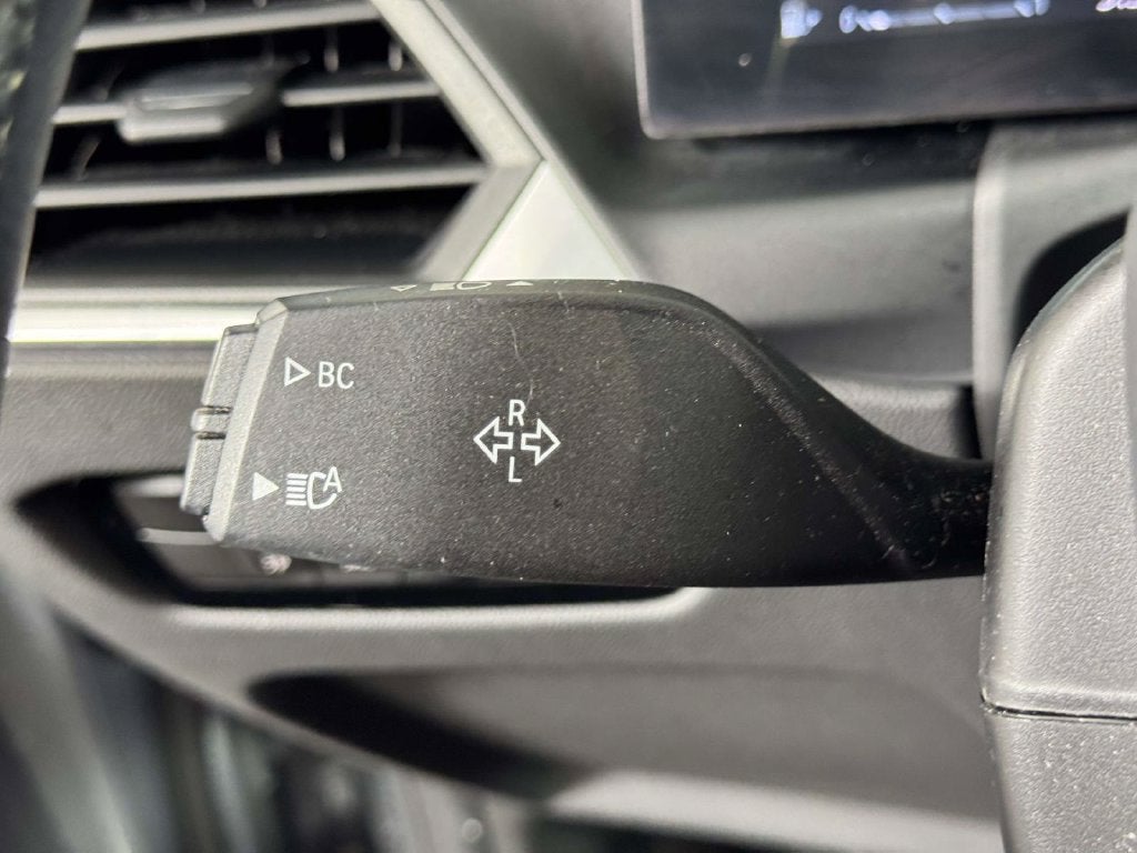 2024 BMW 3 Series 330i xDrive