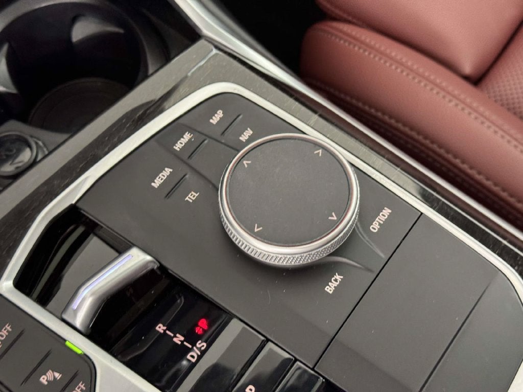 2024 BMW 3 Series 330i xDrive