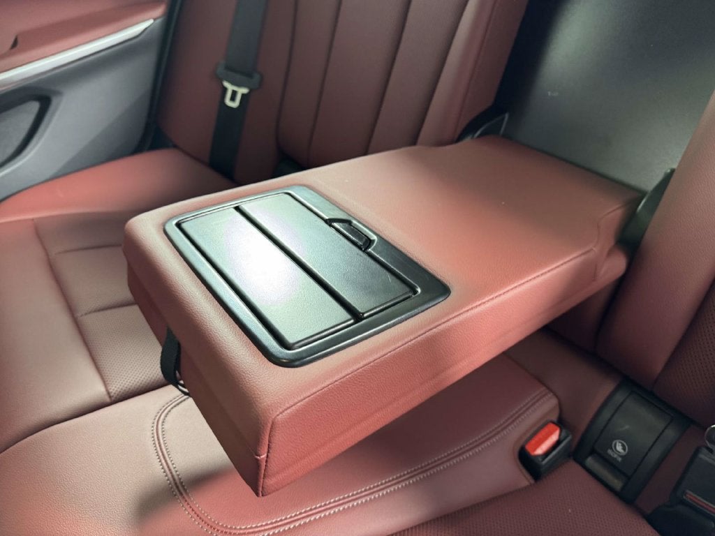 2024 BMW 3 Series 330i xDrive