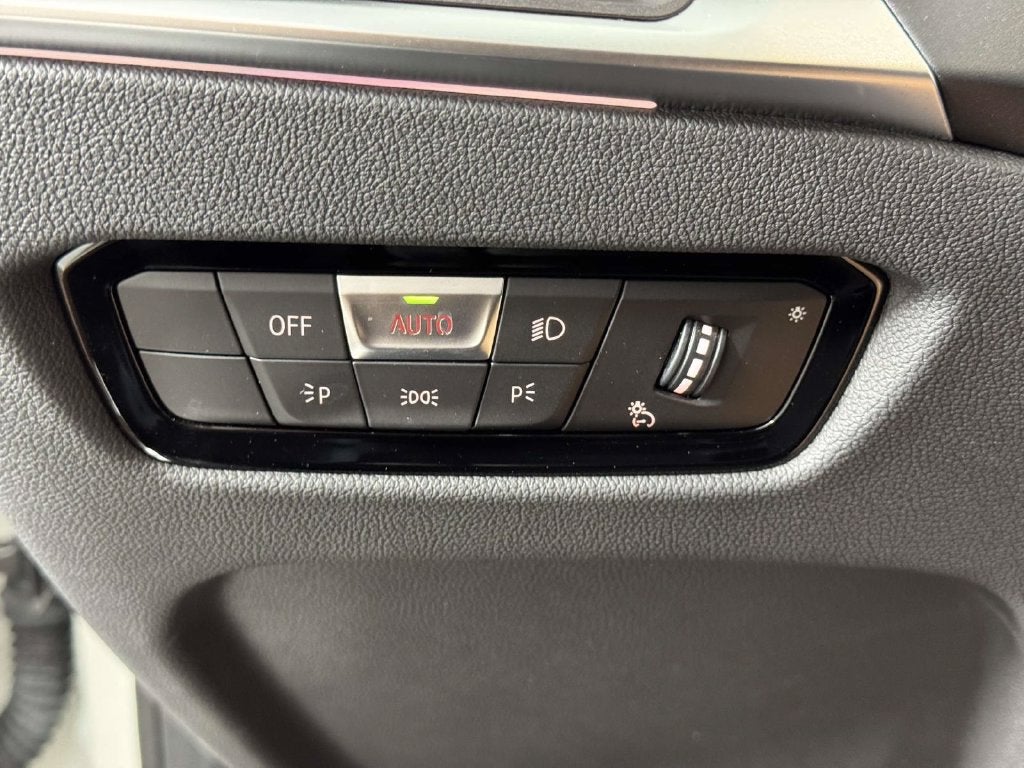 2023 BMW 3 Series 330i xDrive