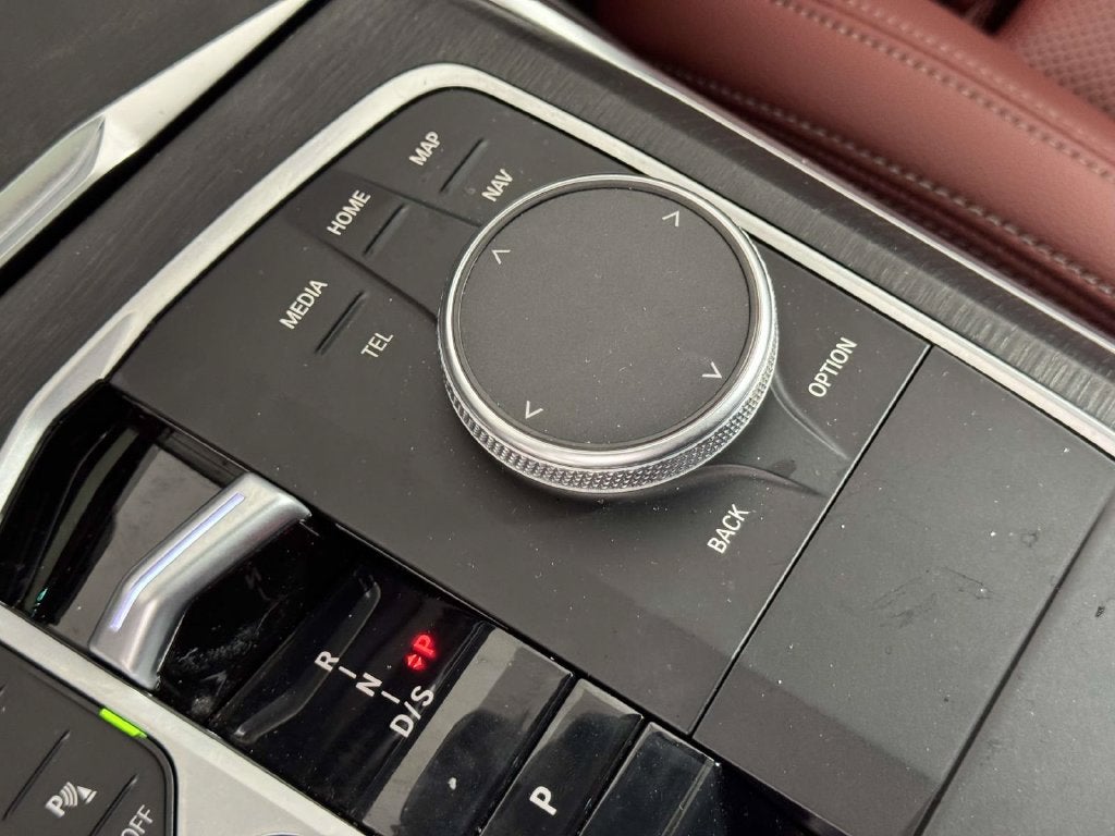 2024 BMW 3 Series 330i xDrive