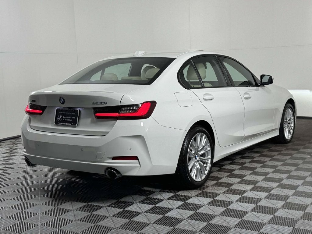 2023 BMW 3 Series 330i xDrive