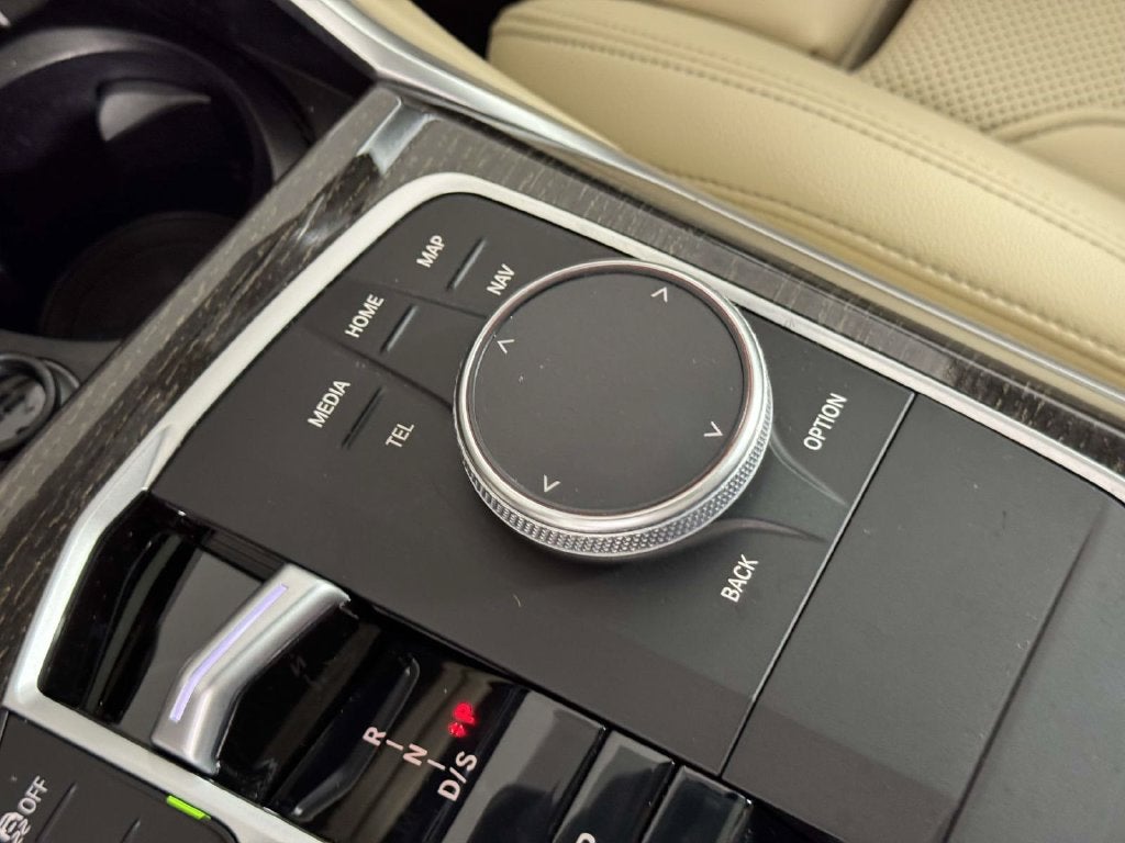 2023 BMW 3 Series 330i xDrive