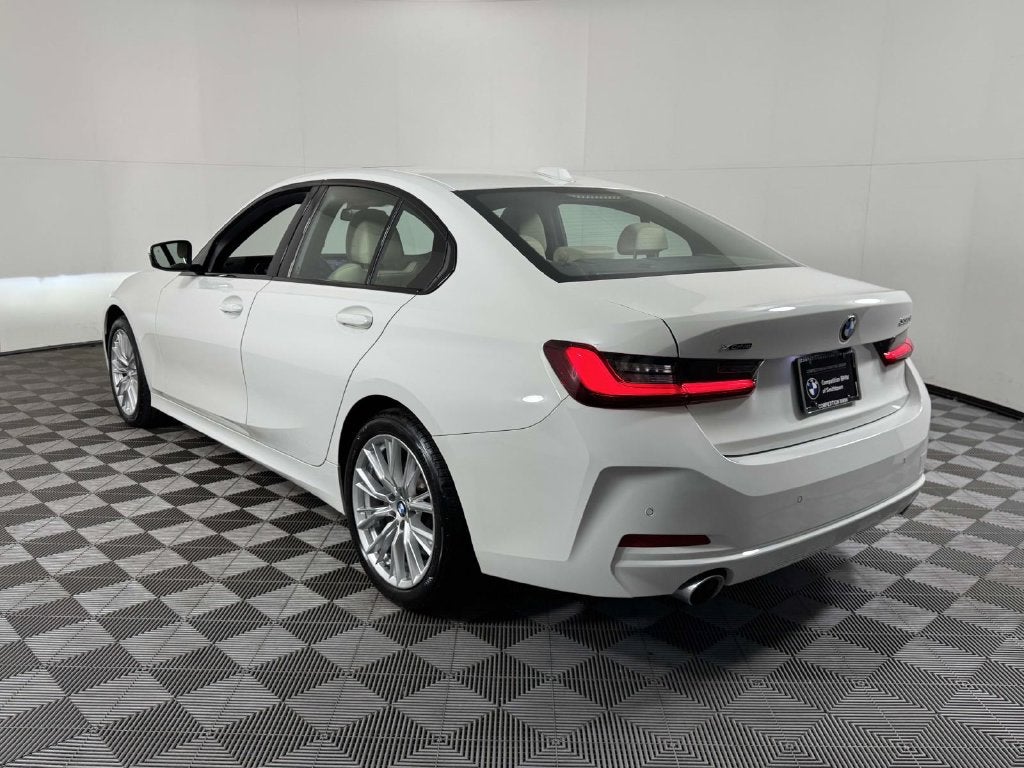 2023 BMW 3 Series 330i xDrive