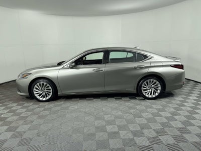 2021 Lexus ES 300h Luxury