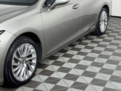 2021 Lexus ES 300h Luxury