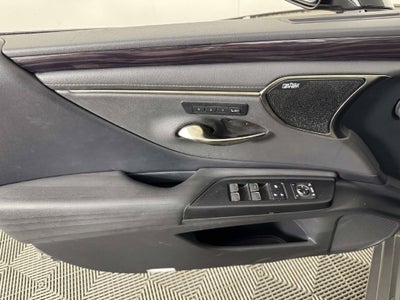 2021 Lexus ES 300h Luxury