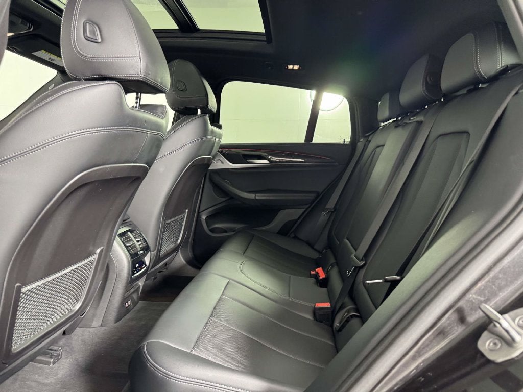 2023 BMW X4 M40i