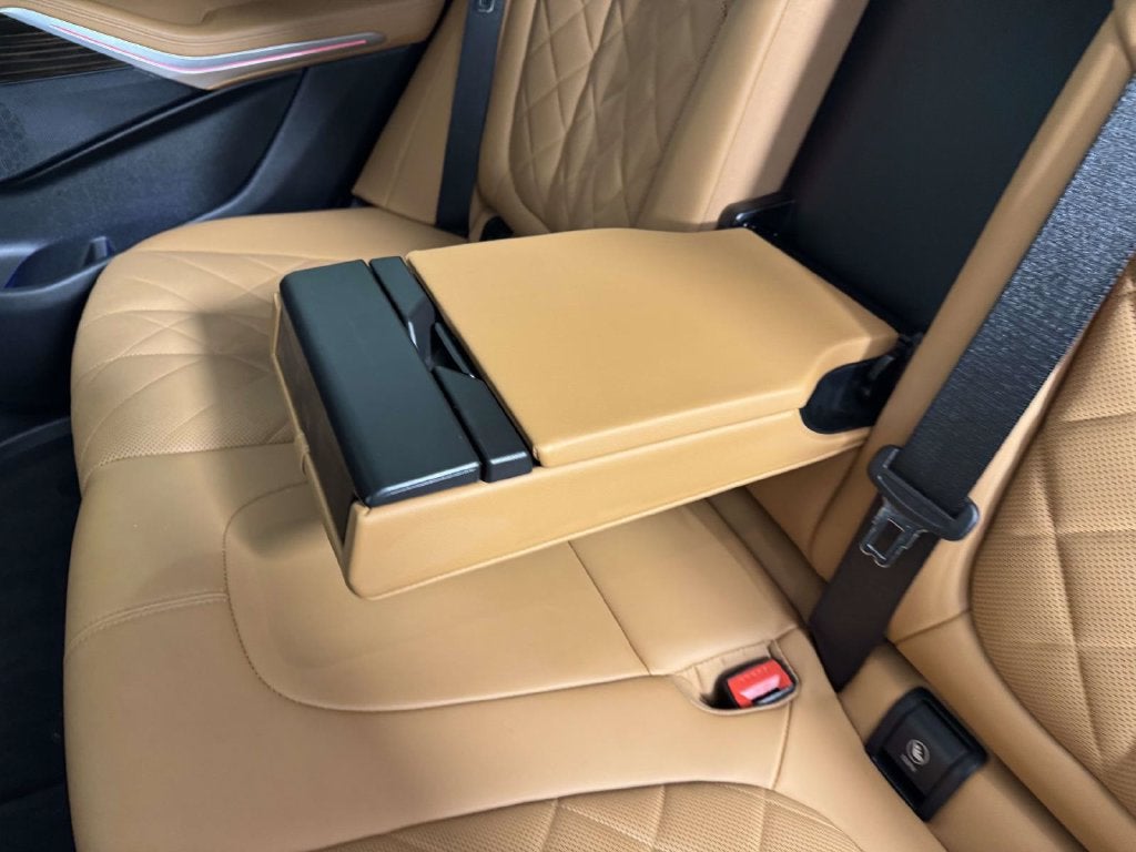2024 BMW X5 xDrive50e