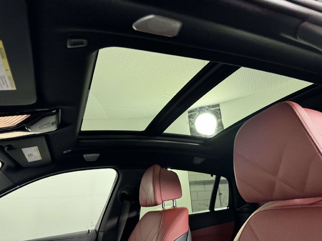 2025 BMW X6 M60i