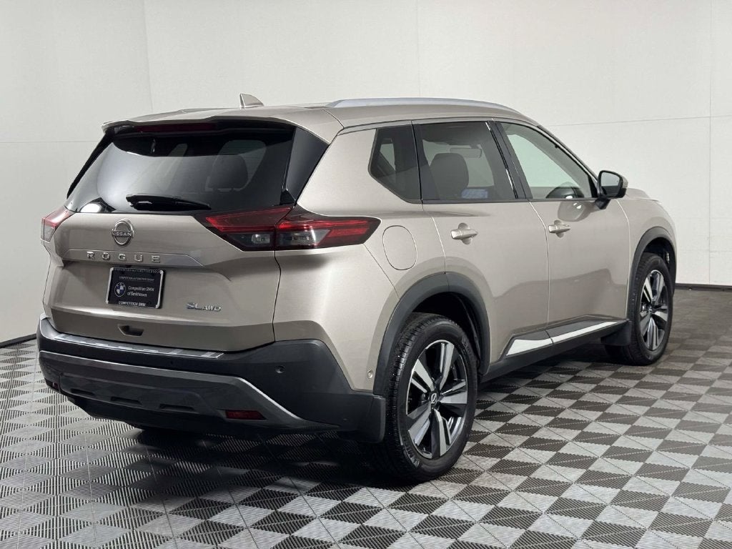2022 Nissan Rogue SL