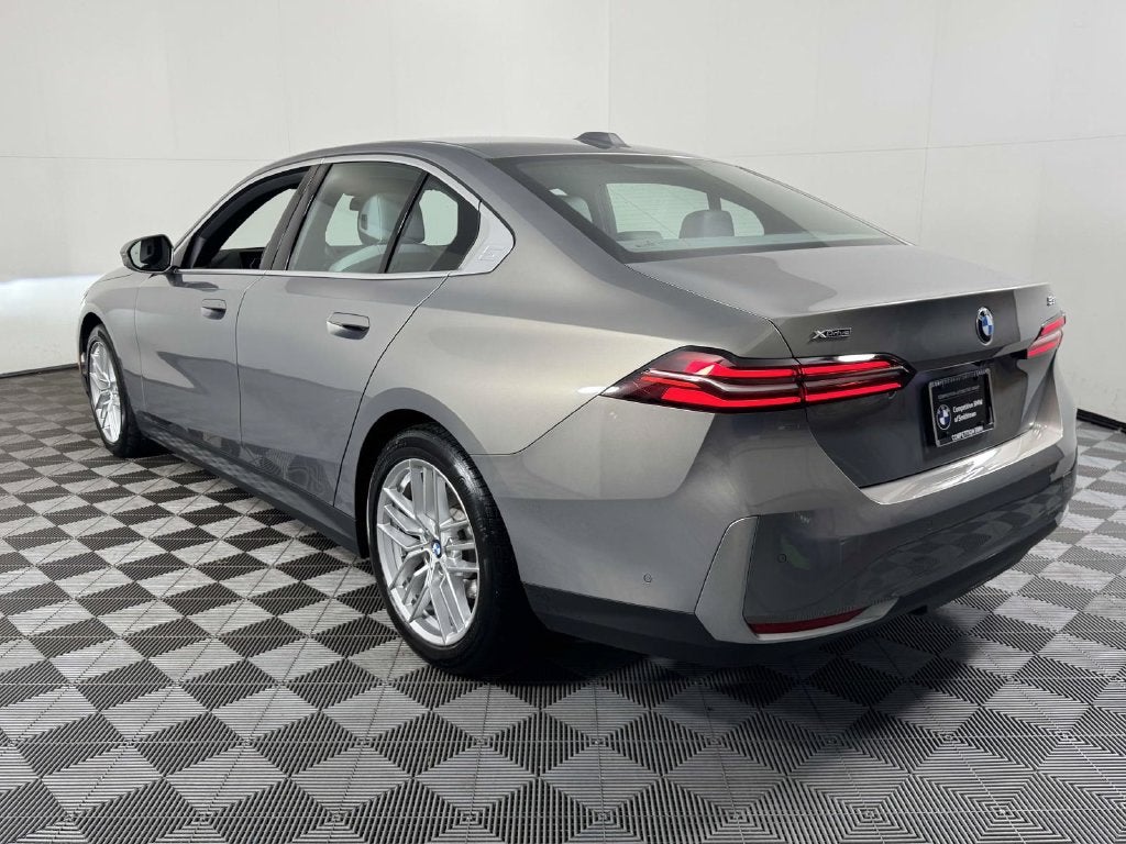 2024 BMW 5 Series 530i xDrive