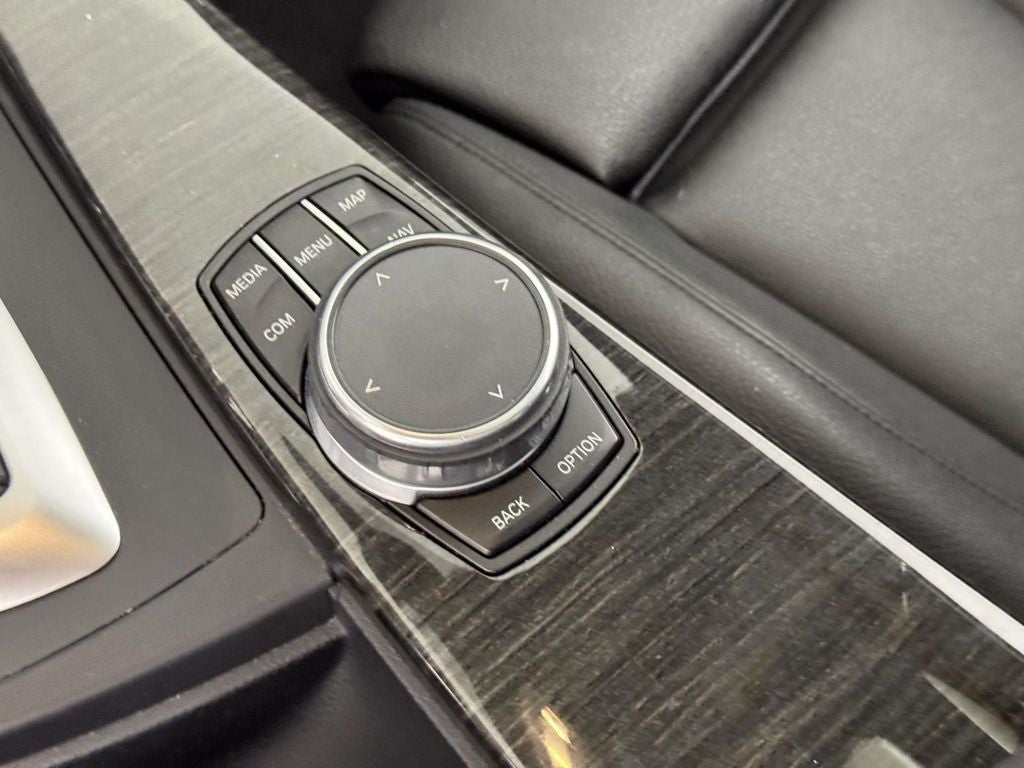 2018 BMW 3 Series 330i xDrive