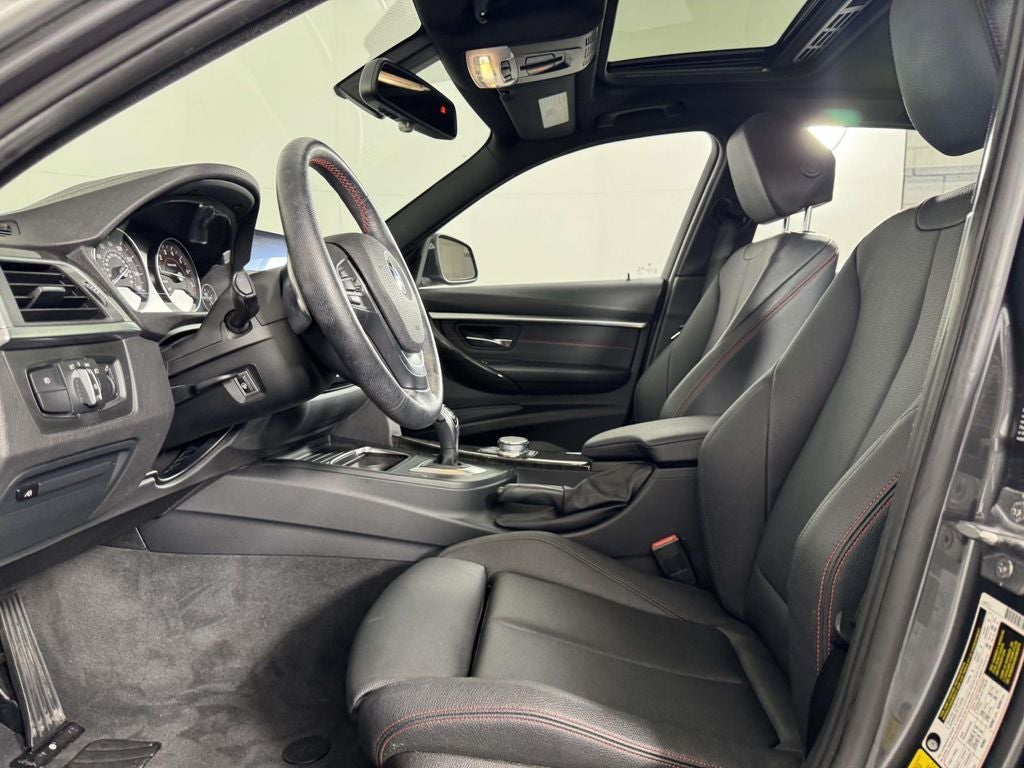 2018 BMW 3 Series 330i xDrive