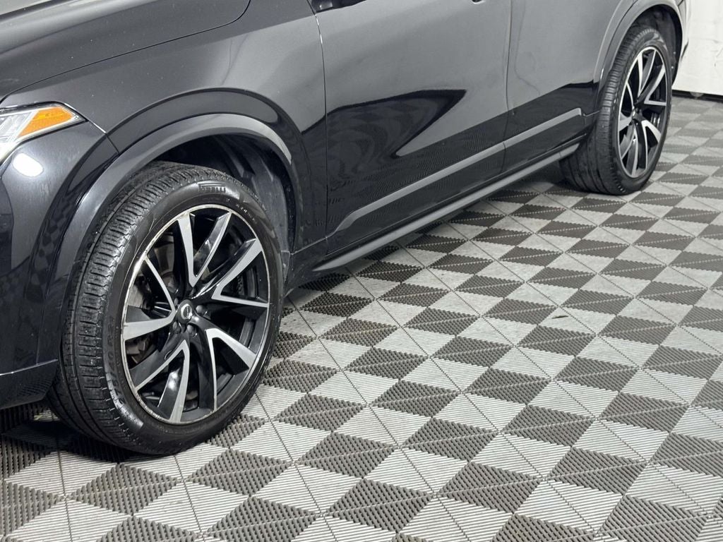 2019 Volvo XC90 T6 Momentum