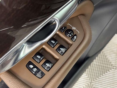 2019 Volvo XC90 T6 Momentum