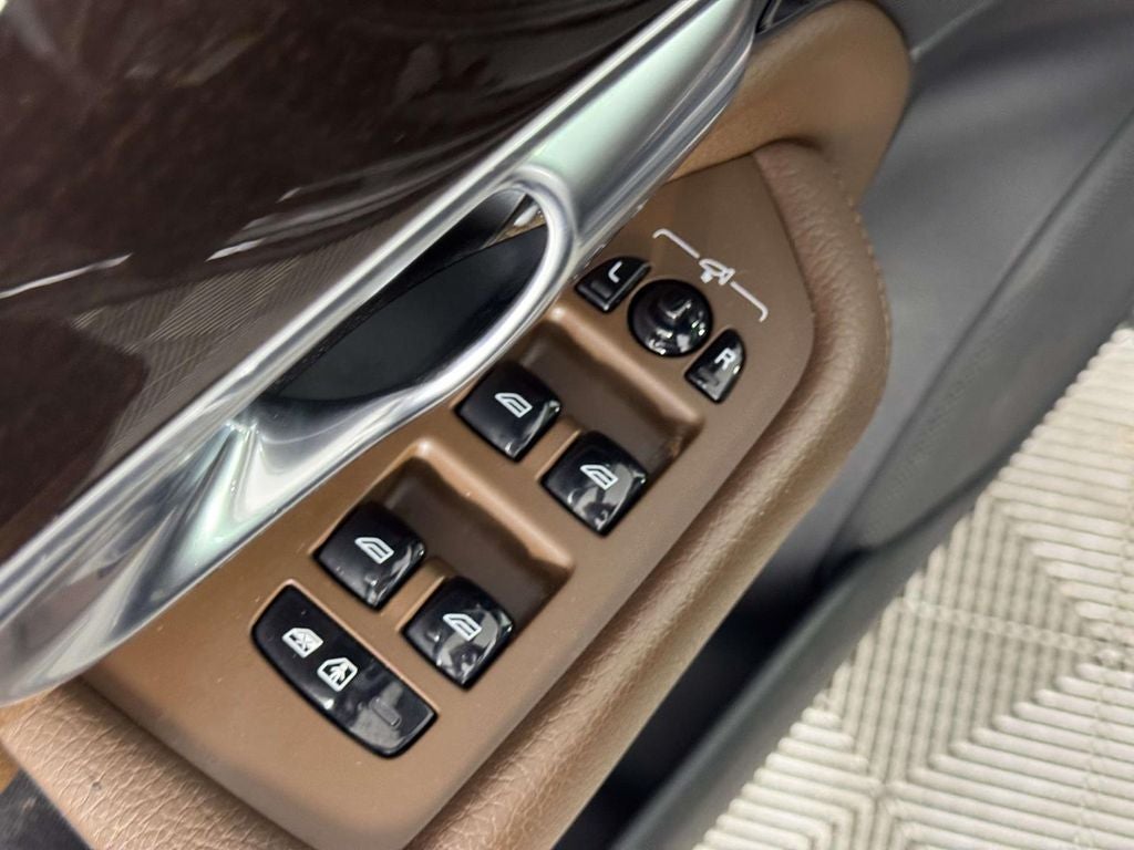 2019 Volvo XC90 T6 Momentum