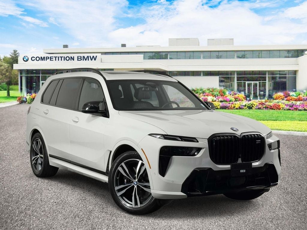 2025 BMW X7 M60i